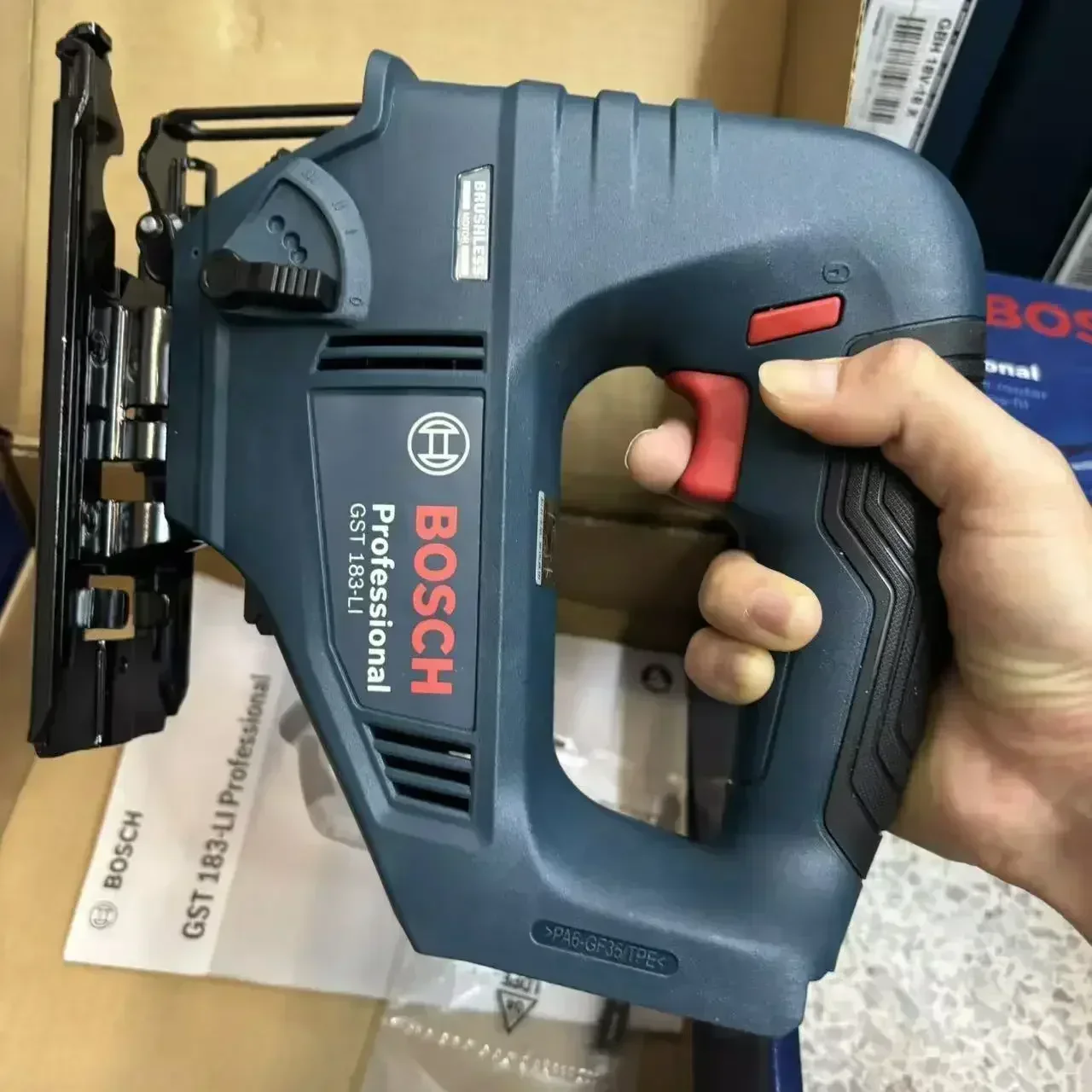 Bosch GST 183-LI Professional  – Woodworking Jig Bewertung und Preis
